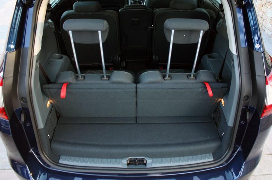  Ford Grand C-Max 2012 года  (фото 10 из 50)